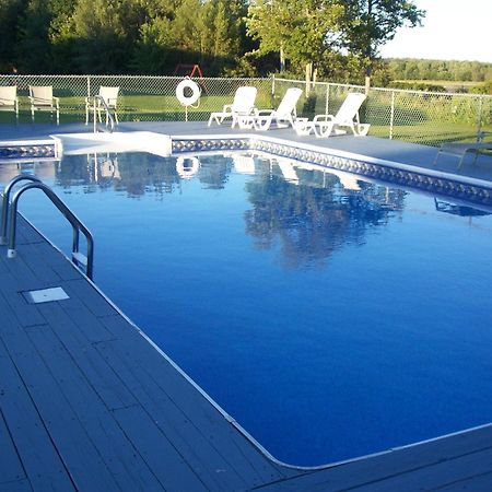 Acadia Sunrise Motel Trenton Luaran gambar